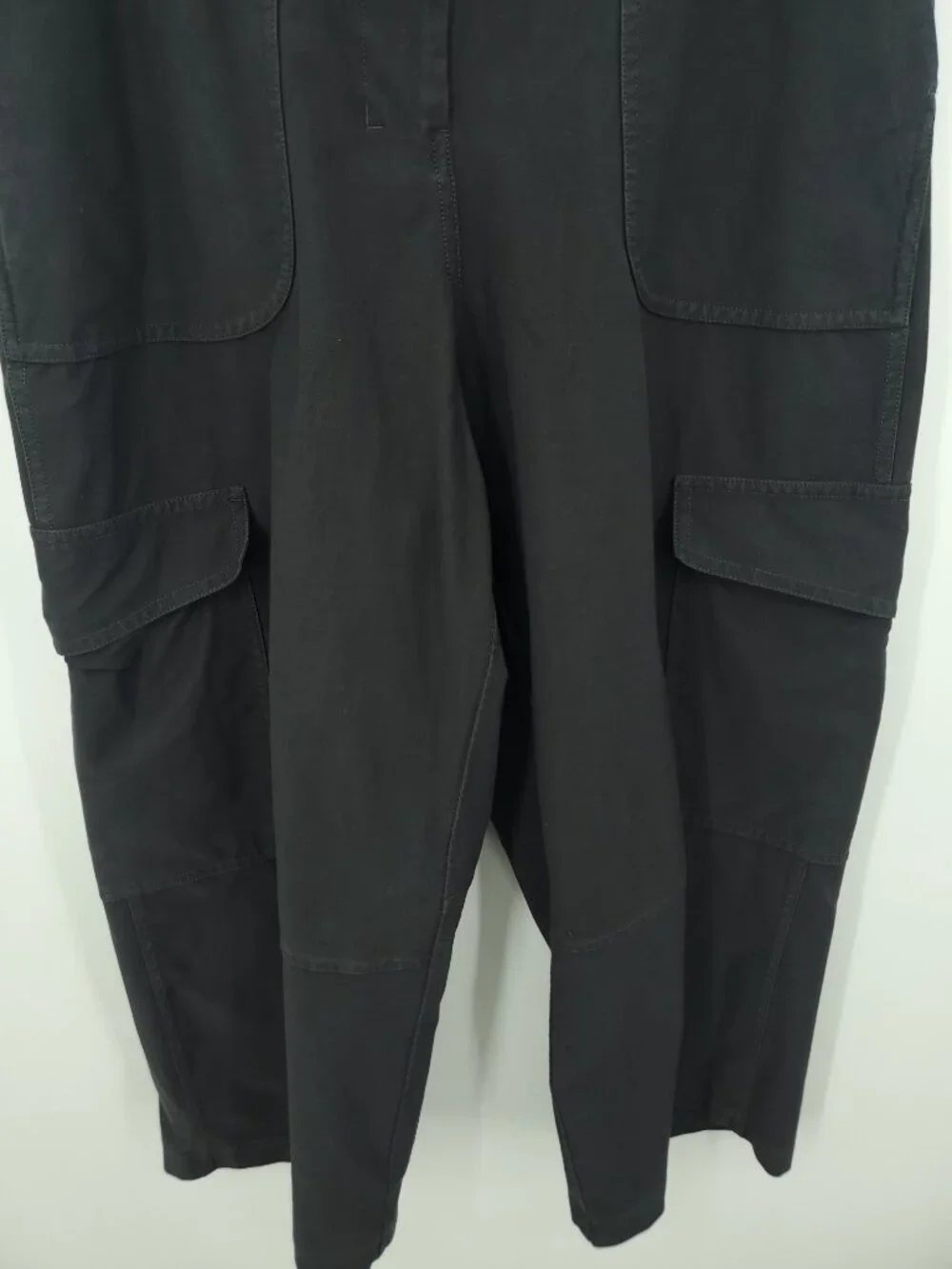 Lululemon Light Utilitech Cargo Pocket High-Rise Crop Sz 30 Graphite Grey